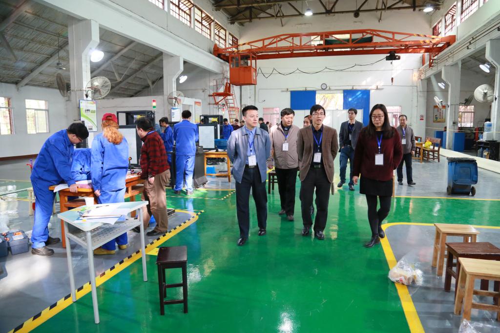 技能報國展風采 匠心筑夢正當時——2017年湖北省職業院校技能大賽兩大賽項在我院成功舉行